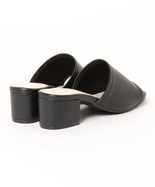 NOFALL(ノーフォール)の「ソフトレザースクエアトゥミュールサンダル(サンダル・レディース・ブラック/ベージュ/グレー/ピンク/ブルー・LL/3L/SS/S/M/L)」の7枚目の写真