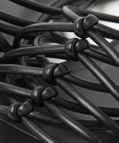 LEPSIM（レプシィム）の「ナロークロススライドサンダル　944142（サンダル・レディース・ブラック/ゴールド/ライトベージュ・SMALL/MEDIUM/LARGE）」の10枚目の写真