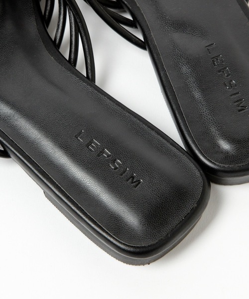 LEPSIM（レプシィム）の「ナロークロススライドサンダル　944142（サンダル・レディース・ブラック/ゴールド/ライトベージュ・SMALL/MEDIUM/LARGE）」の15枚目の写真