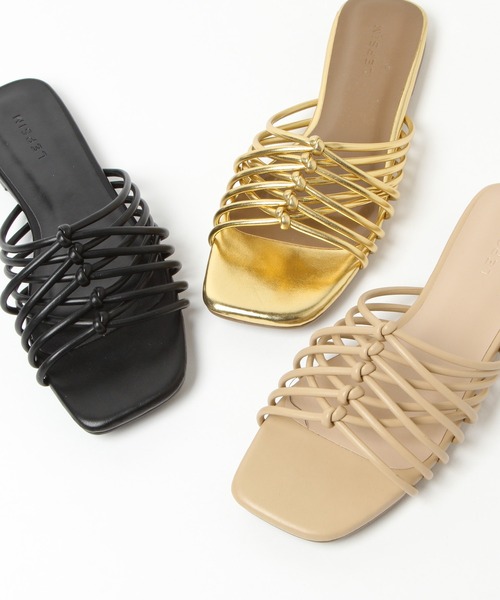 LEPSIM（レプシィム）の「ナロークロススライドサンダル　944142（サンダル・レディース・ブラック/ゴールド/ライトベージュ・SMALL/MEDIUM/LARGE）」の21枚目の写真