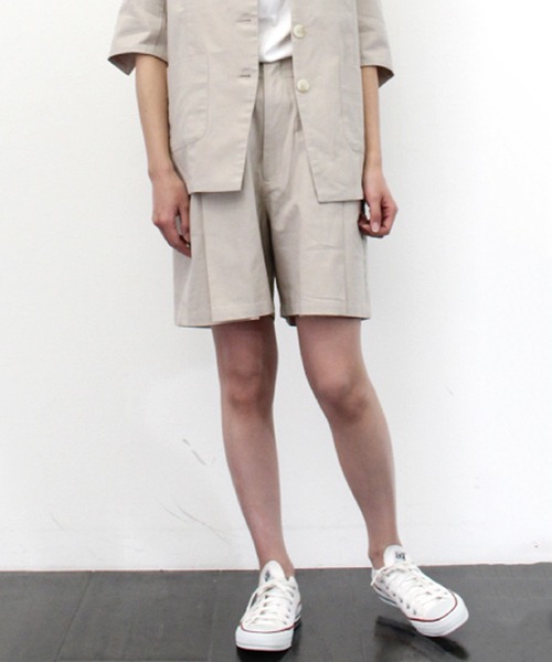 STYLEBLOCK(スタイルブロック)の「リネンタッチタックショートパンツ(その他パンツ・レディース・オフホワイト/ブラック/ミント/ライトベージュ/グレイッシュベージュ・M)」の4枚目の写真