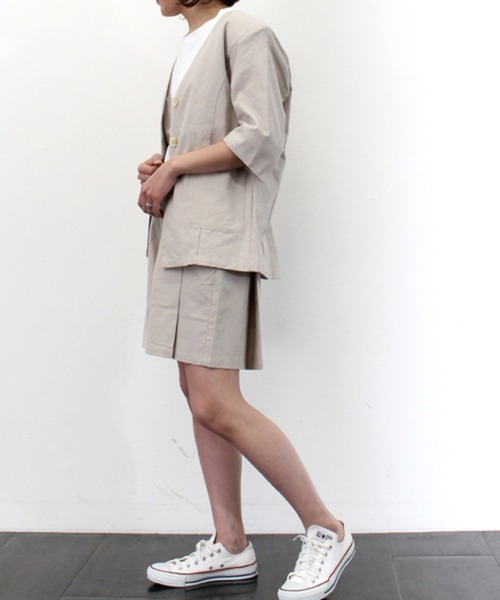 STYLEBLOCK(スタイルブロック)の「リネンタッチタックショートパンツ(その他パンツ・レディース・オフホワイト/ブラック/ミント/ライトベージュ/グレイッシュベージュ・M)」の9枚目の写真
