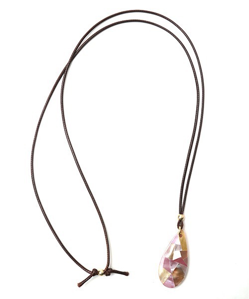 チチカカ(チチカカ)の「モザイクシェルネックレス(ネックレス・レディース・ブルー/ピンク/ナチュラル・FREE)」の11枚目の写真