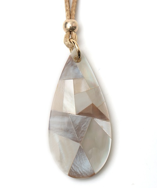 チチカカ(チチカカ)の「モザイクシェルネックレス(ネックレス・レディース・ブルー/ピンク/ナチュラル・FREE)」の12枚目の写真