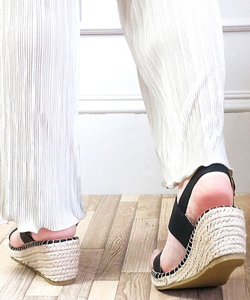 EDWIN（エドウィン）の「【EDWIN】ウエッジソール2ベルトサンダル（サンダル・レディース・ブラック/イエロー/ダークベージュ・LL/S/M/L）」の4枚目の写真