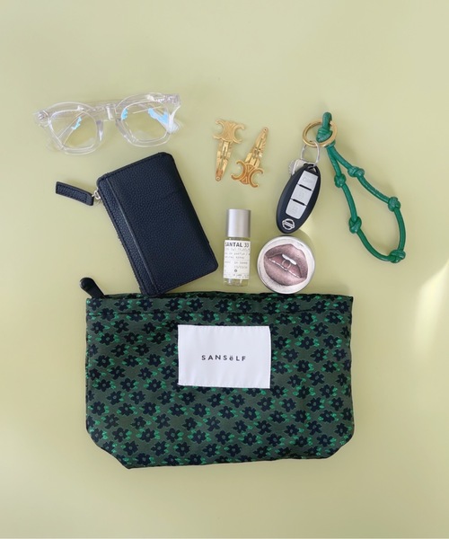 SANSeLF(サンセルフ)の「マルチポーチ sana20【SANSeLF】(ポーチ・レディース・ブラック系その他/ブラック系その他2/レオパード/ブラック系その他3/ブラック系その他4/ブラウン系その他/グリーン/ベージュ/ライトパープル/グリーン系その他/ライトイエロー/イエロー×グリーン/ブラック系その他5/ブルー/レッド/ベージュ系その他/ブラウン/ライトグリーン・FREE)」の13枚目の写真