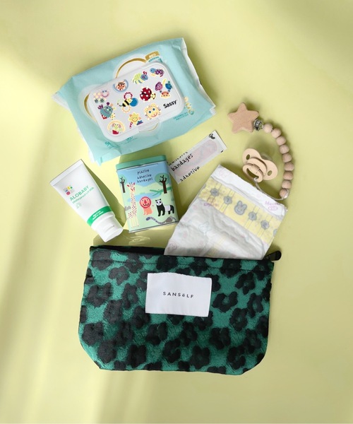 SANSeLF(サンセルフ)の「マルチポーチ sana20【SANSeLF】(ポーチ・レディース・ブラック系その他/ブラック系その他2/レオパード/ブラック系その他3/ブラック系その他4/ブラウン系その他/グリーン/ベージュ/ライトパープル/グリーン系その他/ライトイエロー/イエロー×グリーン/ブラック系その他5/ブルー/レッド/ベージュ系その他/ブラウン/ライトグリーン・FREE)」の11枚目の写真