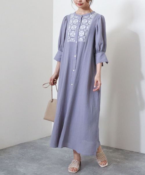 archives（アルシーヴ）の「【入荷禁止】ボリューム袖刺繍ワンピース＋ペチコートSET（ワンピース・レディース・ブルー/オフホワイト/ブラック・MEDIUM）」の3枚目の写真