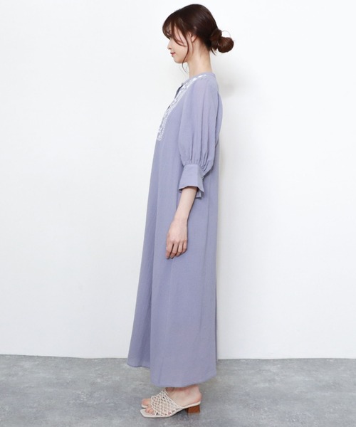 archives（アルシーヴ）の「【入荷禁止】ボリューム袖刺繍ワンピース＋ペチコートSET（ワンピース・レディース・ブルー/オフホワイト/ブラック・MEDIUM）」の4枚目の写真