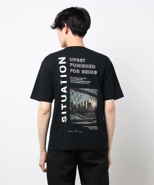 CERCA（チェルカ）の「BEYES/バックフォトプリントＴシャツ（Tシャツ/カットソー・メンズ・ホワイト/ブラック/ベージュ・MEDIUM/LARGE）」の6枚目の写真