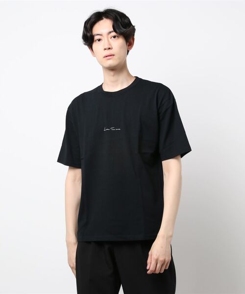 CERCA(チェルカ)の「BEYES/バックフォトプリントTシャツ(Tシャツ/カットソー・メンズ・ホワイト/ブラック/ベージュ・MEDIUM/LARGE)」の8枚目の写真