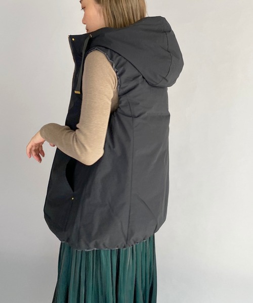 PICCIN(ピッチン)の「リバーシブルダウンベスト(ダウンベスト・レディース・ブラック/ベージュ・M/L)」の22枚目の写真