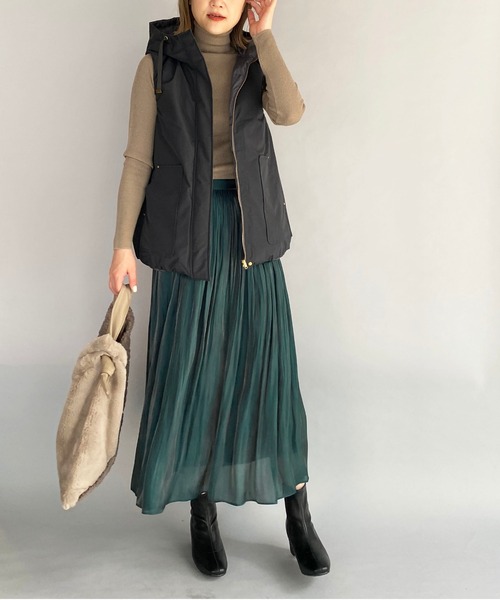 PICCIN(ピッチン)の「リバーシブルダウンベスト(ダウンベスト・レディース・ブラック/ベージュ・M/L)」の18枚目の写真