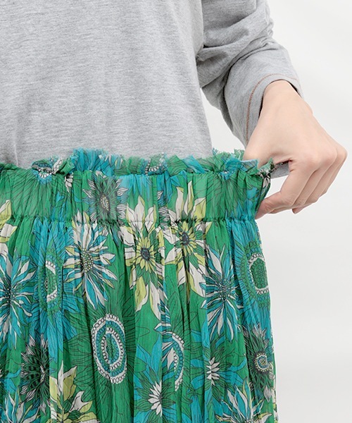 チチカカ（チチカカ）の「リンクルボタニカルスカート（スカート・レディース・ピンク/グリーン/マスタード・FREE）」の13枚目の写真