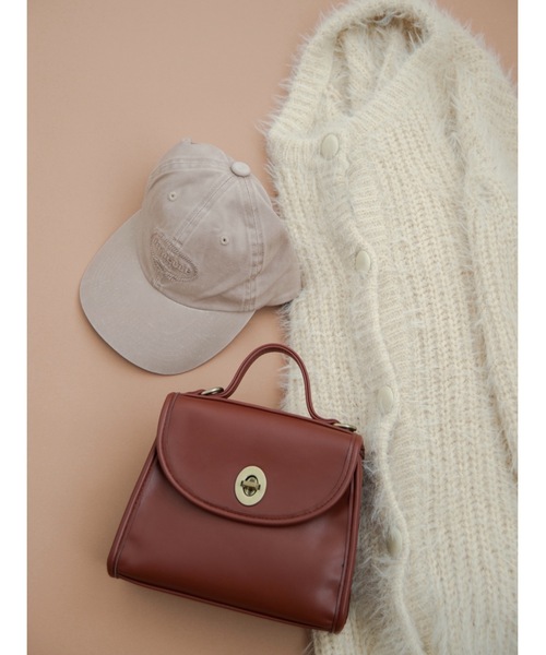 jumelle（ジュメロ）の「エンブレムビンテージキャップ（キャップ・レディース・ブラック/ベージュ・FREE）」の5枚目の写真