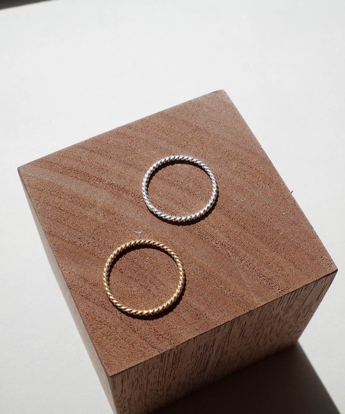 SIGNAL(シグナル)の「【SIGNAL/シグナル】Twist Ring / ツイストリング(リング・レディース・シルバー/ゴールド・#11)」の16枚目の写真