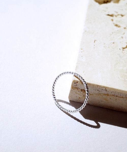 SIGNAL(シグナル)の「【SIGNAL/シグナル】Twist Ring / ツイストリング(リング・レディース・シルバー/ゴールド・#11)」の21枚目の写真