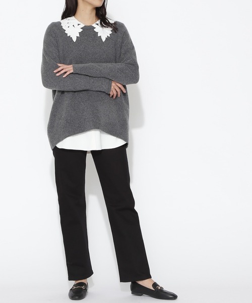 NATURAL BEAUTY BASIC（ナチュラルビューティーベーシック）の「ストレートデニム（デニムパンツ・レディース・ブラック/ネイビー・マルチサイズ）」の4枚目の写真