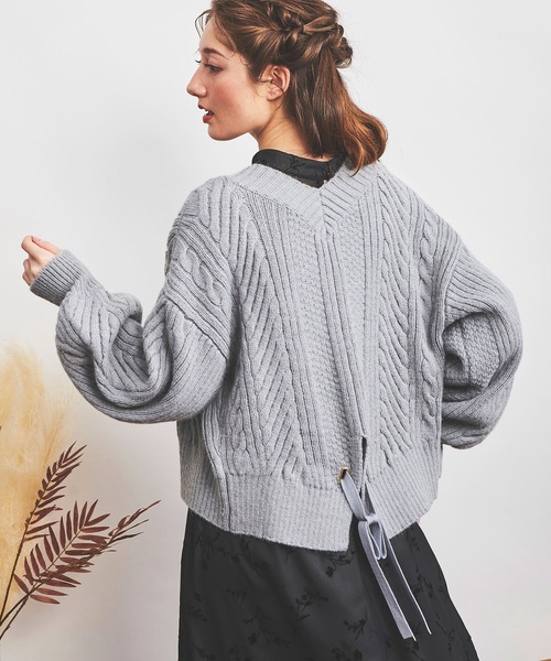 NOELA（ノエラ）の「ケーブル編みカーデ（カーディガン/ボレロ・レディース・ブラウン/オフホワイト/サックスブルー・FREE）」の3枚目の写真