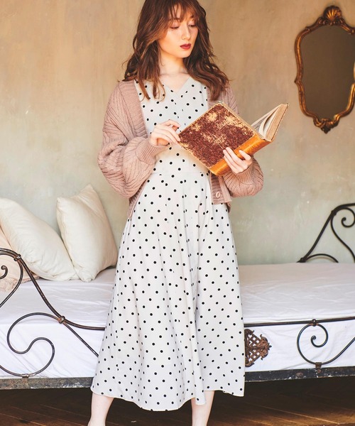 NOELA（ノエラ）の「ケーブル編みカーデ（カーディガン/ボレロ・レディース・ブラウン/オフホワイト/サックスブルー・FREE）」の6枚目の写真