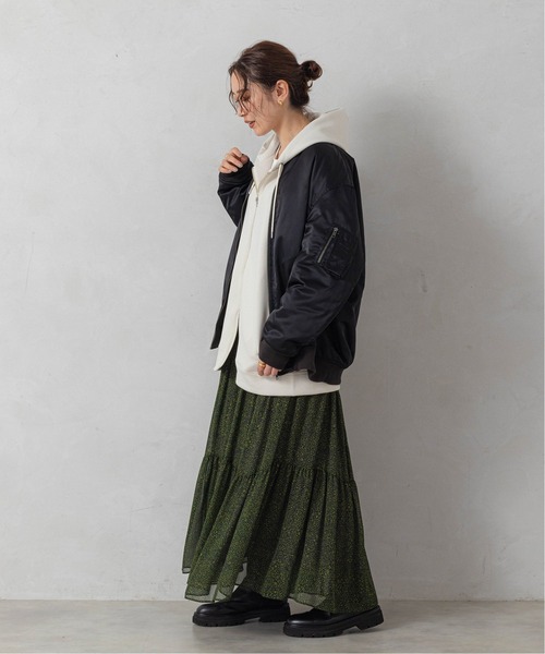 EDIFICE(エディフィス)の「ライトダンボール ZIP パーカー(パーカー・メンズ・ブラック/グレー/アイボリー・1/2/3)」の11枚目の写真