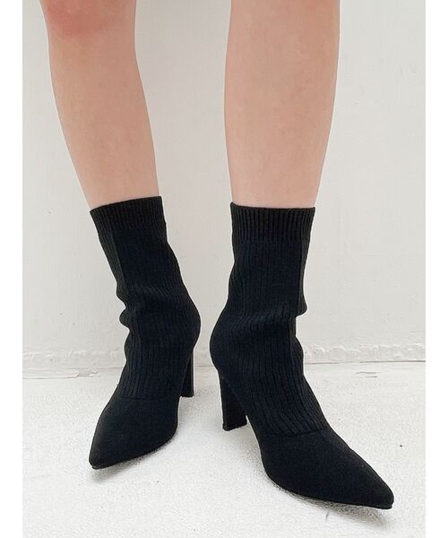 GYDA（ジェイダ）の「リブニットソックスショートブーツ（ブーツ・レディース・ブラック/ベージュ・MEDIUM/LARGE/SMALL）」の17枚目の写真