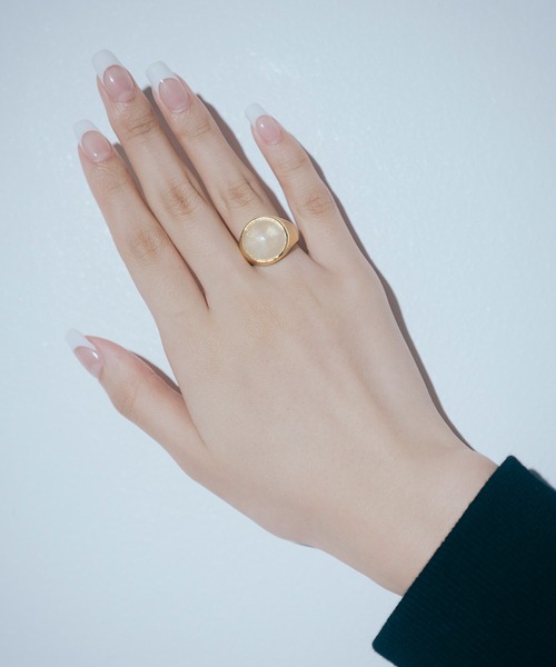 Romansual(ロマンシュアル)の「Romansual/ラウンドストーンリング(リング・レディース・シルバー/ゴールド・FREE)」の3枚目の写真