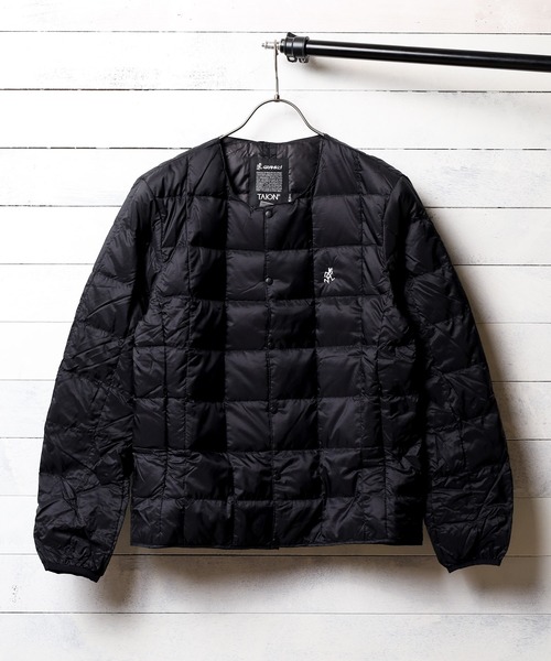 Gramicci（グラミチ）の「『GRAMICCI × TAION』INNER DOWN JACKET（ダウンジャケット/コート・レディース・ブラック/ベージュ/オリーブ・SMALL/MEDIUM/LARGE/X-LARGE/XX-LARGE）」の2枚目の写真