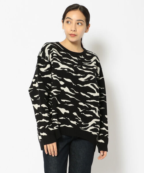 DROIT BELLO(ドロイトベロ)の「DROIT BELLO(ドロイトベロ) ゼブラ柄ジャガードプルオーバー(ニット/セーター・レディース・ライトベージュ/ブラック・FREE)」の5枚目の写真