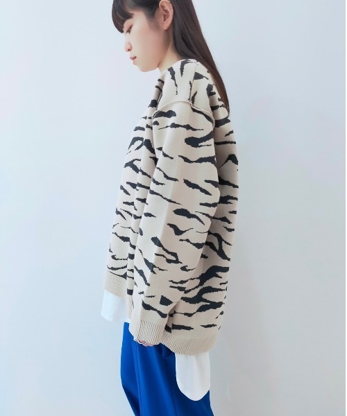 DROIT BELLO(ドロイトベロ)の「DROIT BELLO(ドロイトベロ) ゼブラ柄ジャガードプルオーバー(ニット/セーター・レディース・ライトベージュ/ブラック・FREE)」の13枚目の写真