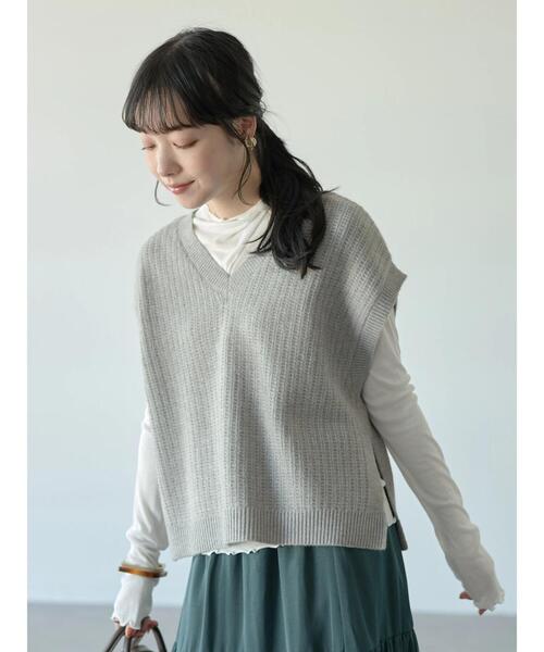 earth music&ecology(アースミュージックアンドエコロジー)の「前後2wayニットベスト *(ベスト・レディース・ライトグレー/ブラック/アイボリー・FREE)」の12枚目の写真