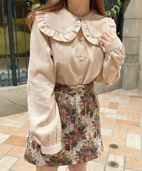 apres jour(アプレジュール)の「コーデュロイフリルブラウス【ZOZOTOWN限定アイテム】(シャツ/ブラウス・レディース・ダークブラウン/ピンクベージュ/グレイッシュベージュ・X-LARGE/フリー)」の22枚目の写真