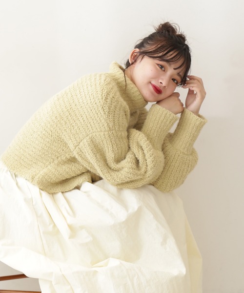 FREE'S MART（フリーズマート）の「フェザーモールハイネック短丈ニット（ニット/セーター・レディース・ホワイト/グレー/イエロー・FREE）」の3枚目の写真