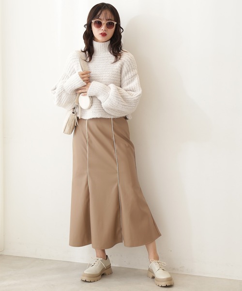 FREE'S MART（フリーズマート）の「フェザーモールハイネック短丈ニット（ニット/セーター・レディース・ホワイト/グレー/イエロー・FREE）」の5枚目の写真