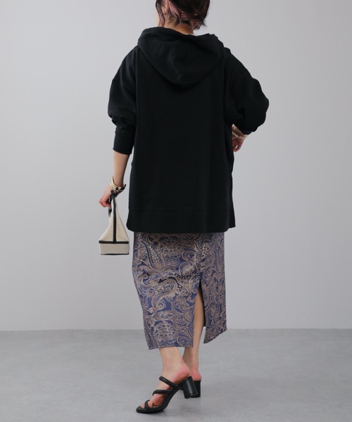 ap retro（アプレトロ）の「キーネックサイドスリットスウェットパーカー（パーカー・レディース・ブラック/オフホワイト/オートミール・FREE）」の21枚目の写真