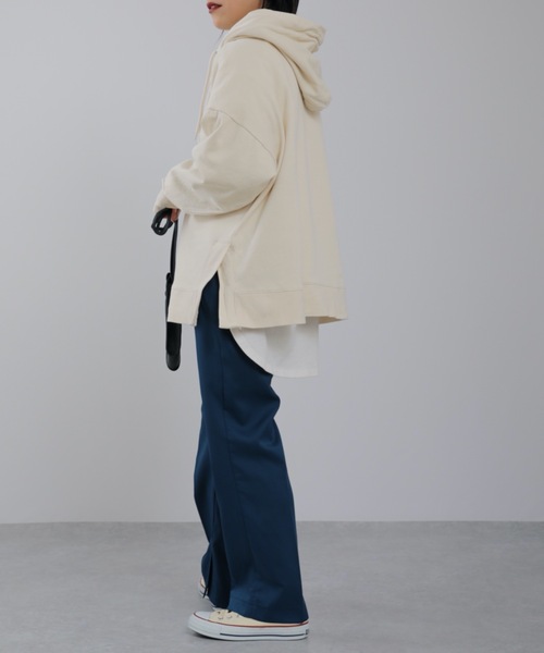 ap retro（アプレトロ）の「キーネックサイドスリットスウェットパーカー（パーカー・レディース・ブラック/オフホワイト/オートミール・FREE）」の11枚目の写真