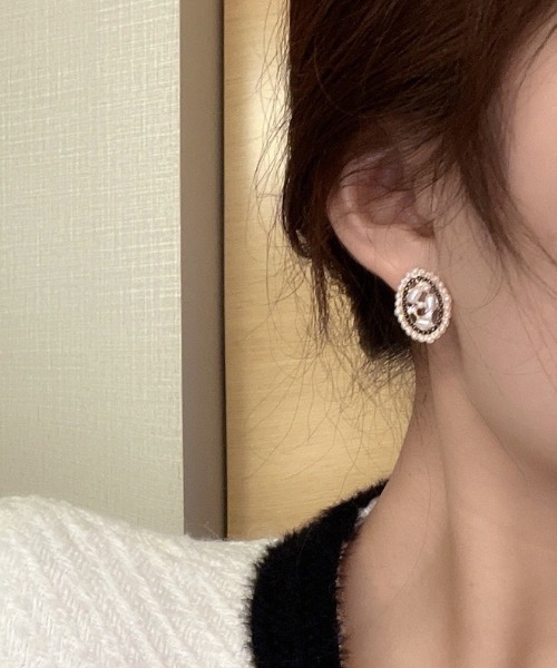 LAC-VERT（ラック・ヴェール）の「レトロビジューイヤリング（イヤリング・レディース・ゴールド・FREE）」の3枚目の写真