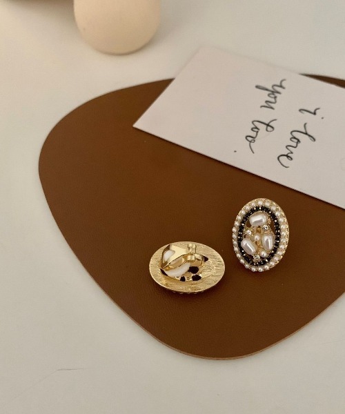 LAC-VERT（ラック・ヴェール）の「レトロビジューイヤリング（イヤリング・レディース・ゴールド・FREE）」の4枚目の写真