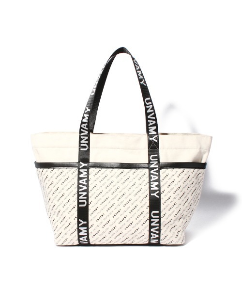 FRUIT OF THE LOOM(フルーツオブザルーム)の「FTL LOGO PATTERN TOTE BAG / トートバッグ 多機能 大容量 A4サイズ収納可 / ユニセックス ジェンダーレス(トートバッグ・メンズ・ブラック/ホワイト・FREE)」の2枚目の写真