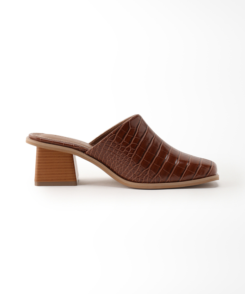 Simplicite(サンプリシテ)の「スクエアトゥミュール(スリッポン・レディース・ホワイト/ブラック/ブラウン・SMALL/MEDIUM/LARGE)」の15枚目の写真