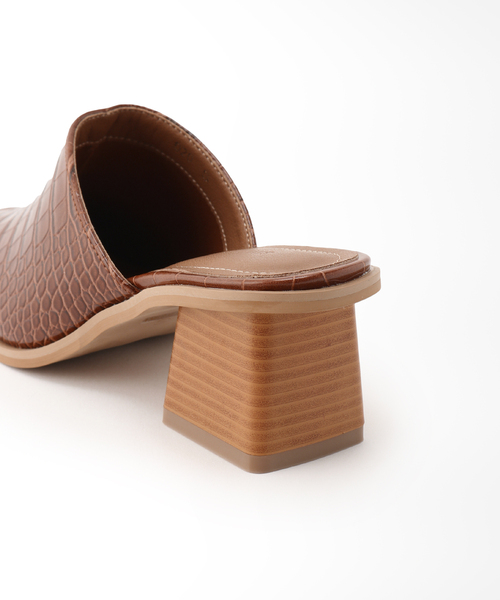 Simplicite(サンプリシテ)の「スクエアトゥミュール(スリッポン・レディース・ホワイト/ブラック/ブラウン・SMALL/MEDIUM/LARGE)」の16枚目の写真