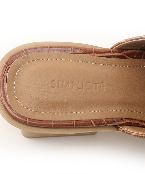 Simplicite(サンプリシテ)の「スクエアトゥミュール(スリッポン・レディース・ホワイト/ブラック/ブラウン・SMALL/MEDIUM/LARGE)」の19枚目の写真