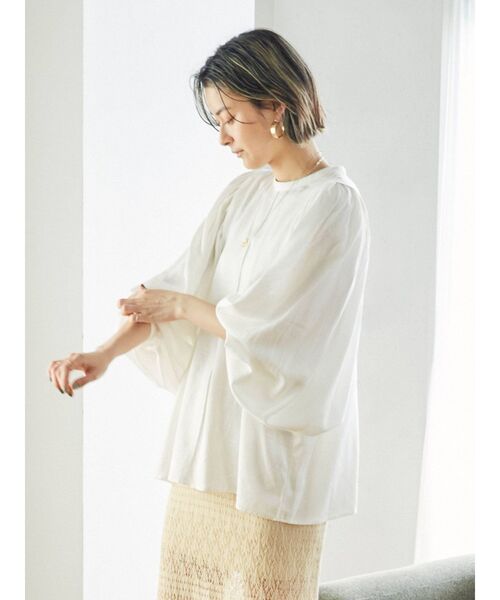 Ungrid（アングリッド）の「ショルダータックブラウス（シャツ/ブラウス・レディース・ブラック/オフホワイト/イエロー/ブルー・FREE）」の22枚目の写真