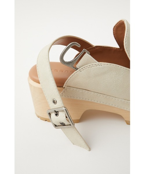 MOUSSY(マウジー)の「WOOD SOLE CLOGS(サンダル・レディース・ブラック/アイボリー・SMALL/LARGE/MEDIUM)」の17枚目の写真