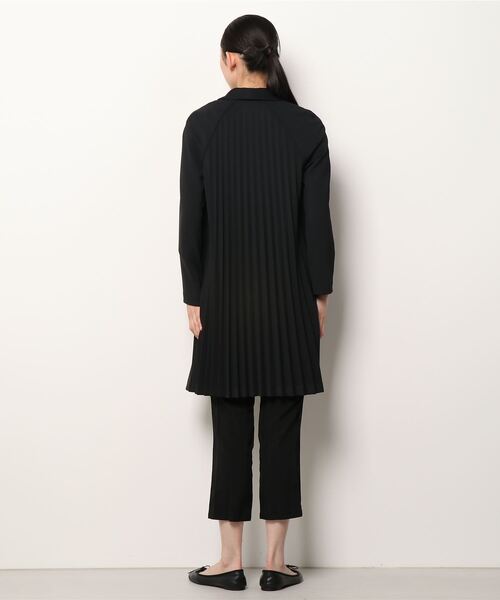 kaene（カエン）の「kaene(カエン) バックプリーツミディコート/フォーマル対応可（その他アウター・レディース・ブラック・FREE）」の4枚目の写真