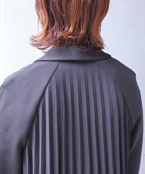 kaene（カエン）の「kaene(カエン) バックプリーツミディコート/フォーマル対応可（その他アウター・レディース・ブラック・FREE）」の8枚目の写真