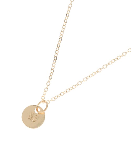 PINK-latte（ピンクラテ）の「イニシャルプチネックレス（ネックレス・キッズ・ゴールド/ゴールド系/ゴールド系9/ゴールド系1/ゴールド系2/ゴールド系3/ゴールド系4/ゴールド系5/ゴールド系6/ゴールド系7/ゴールド系8・00）」の4枚目の写真