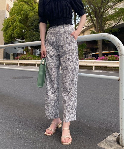 archives（アルシーヴ）の「【限定item】柄とろみテーパードパンツ（その他パンツ・レディース・ブラック/ベージュ/オフホワイト・MEDIUM）」の17枚目の写真