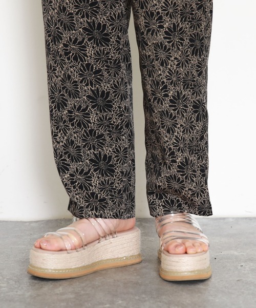 archives（アルシーヴ）の「【限定item】柄とろみテーパードパンツ（その他パンツ・レディース・ブラック/ベージュ/オフホワイト・MEDIUM）」の11枚目の写真