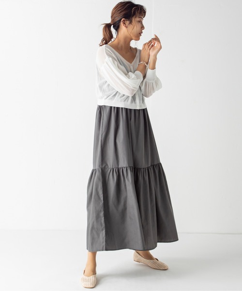 MILLION CARATS（ミリオンカラッツ）の「ボリュームのあるティアードデザインがフェミニンモードなリボンストラップティアードワンピース（ワンピース・レディース・チャコールグレー/ベージュ/ピンク・FREE）」の7枚目の写真